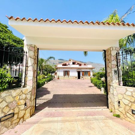 קאריני Villa Genova מראה חיצוני תמונה