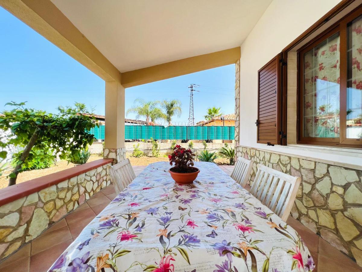 קאריני Villa Genova מראה חיצוני תמונה