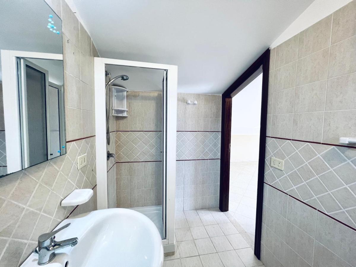קאריני Villa Genova מראה חיצוני תמונה