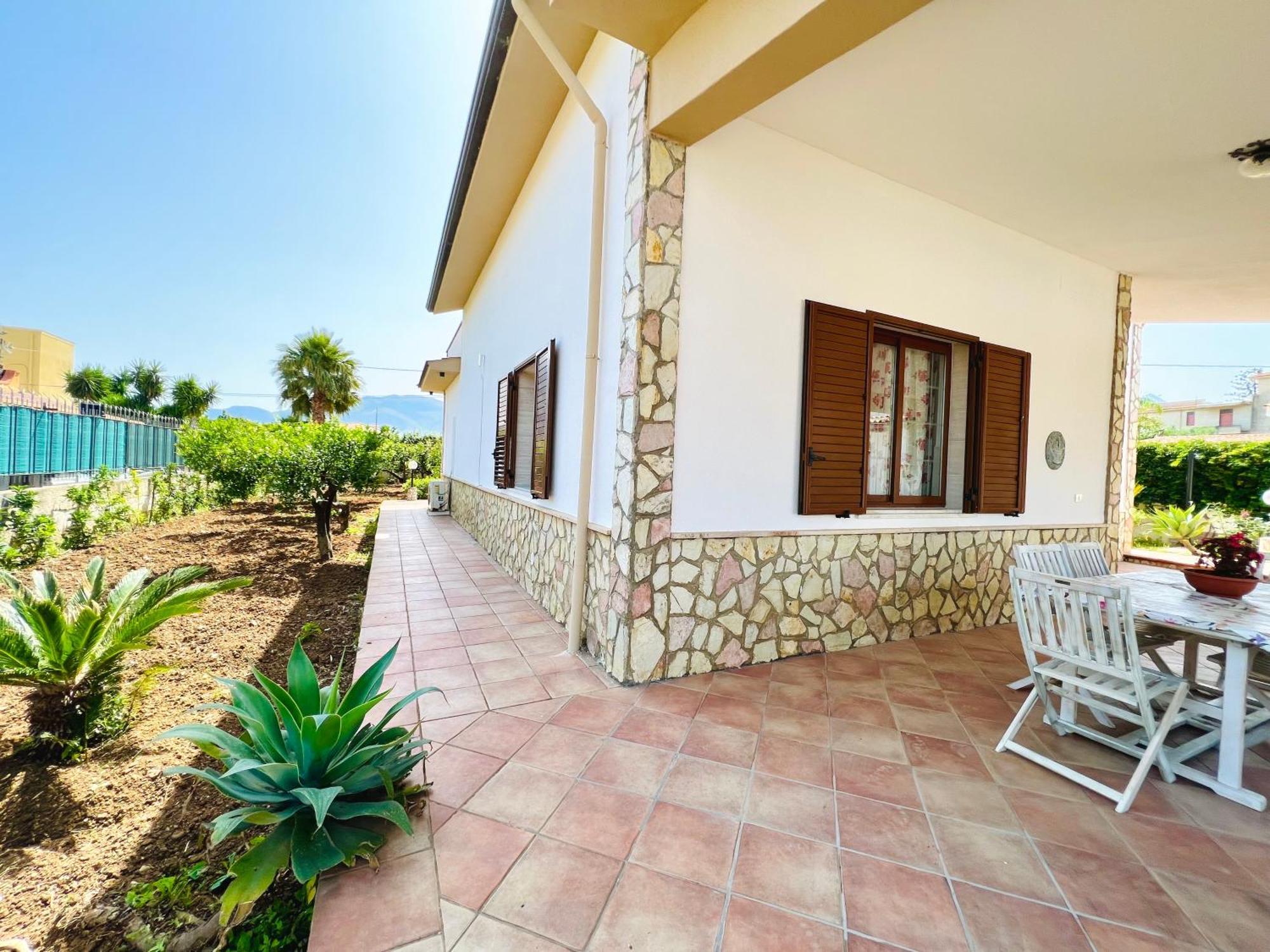 קאריני Villa Genova מראה חיצוני תמונה